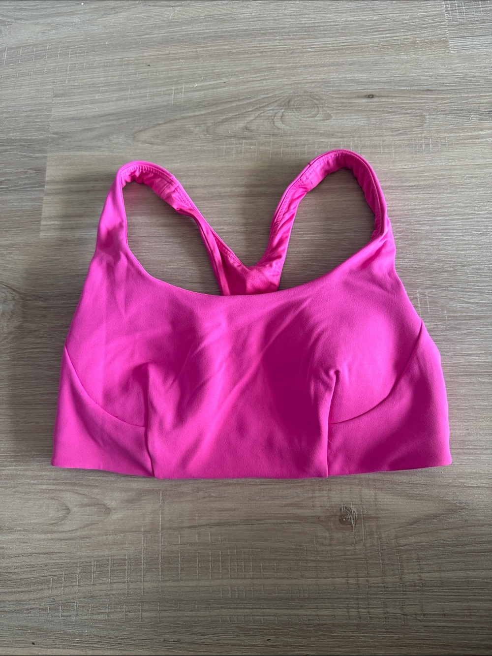 Lululemon wunder train bra size 8 pink c/d cup medium support lightly worn